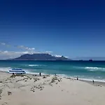 Infinity Self Catering Beachfront Apartment 302